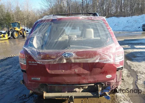 2015 Subaru Forester 2.5I z USA, uszkodzony, nr VIN JF2SJABC2FH557491